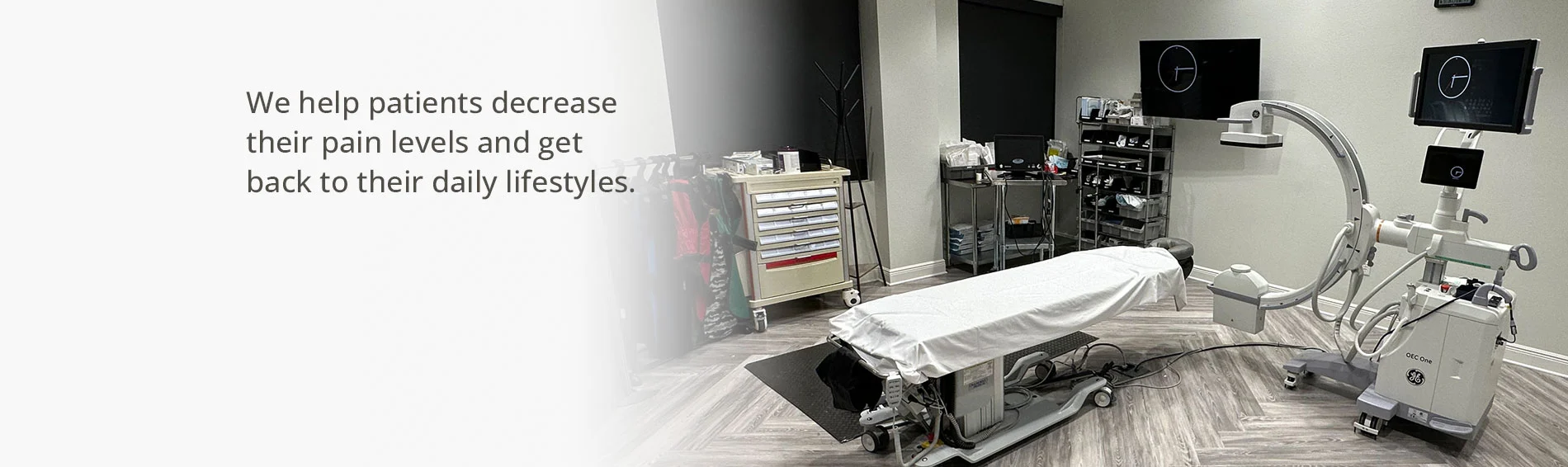 Banner image - SPINE Intervention Specialists surgical suite.